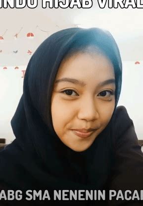 bokep nyusuin pacar|Nyusuin pacar di ruang tamu 